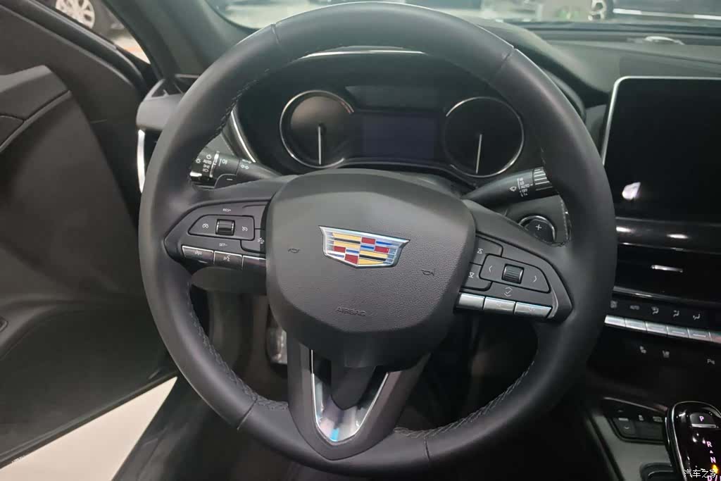 Cadillac CT5, 2022 15