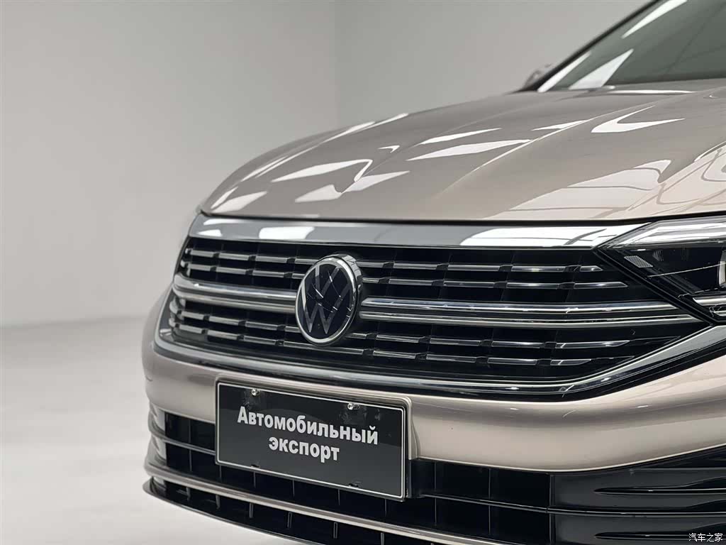 Volkswagen Sagitar, 2022 все фото