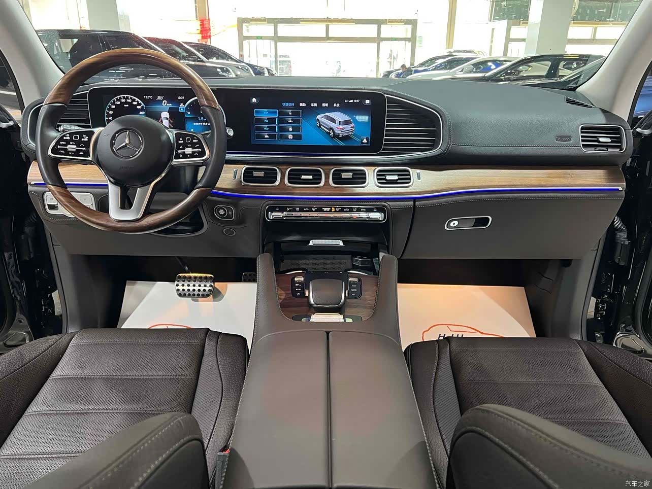 Mercedes-Benz GLS, 2023 8