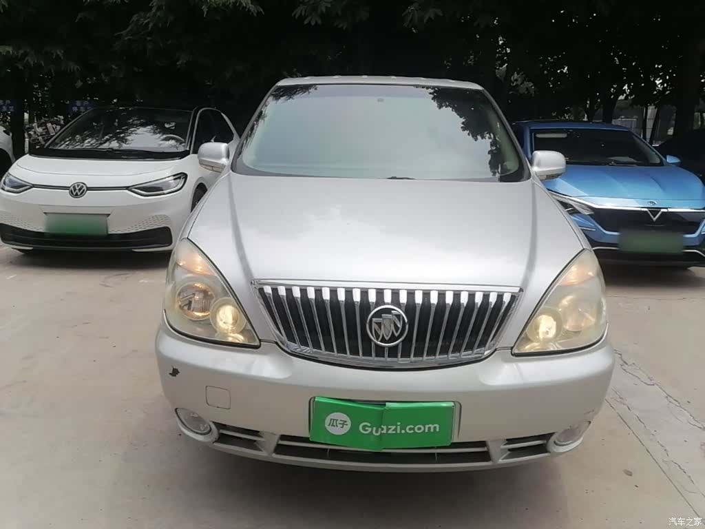 Buick GL8, 2016 3