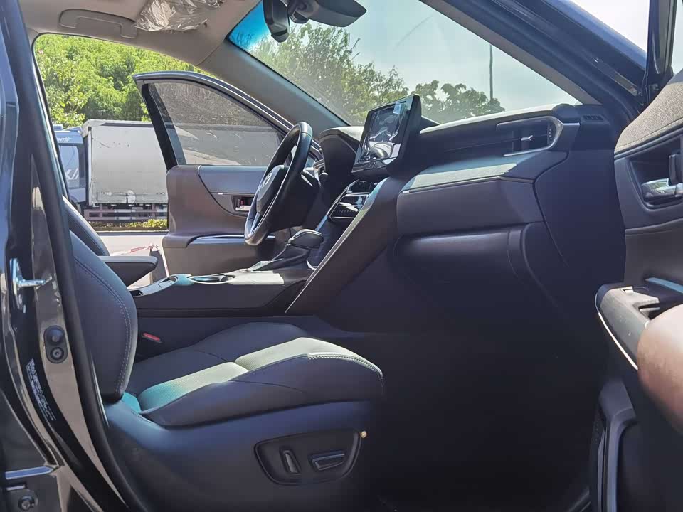 Toyota Ling Fang HARRIER