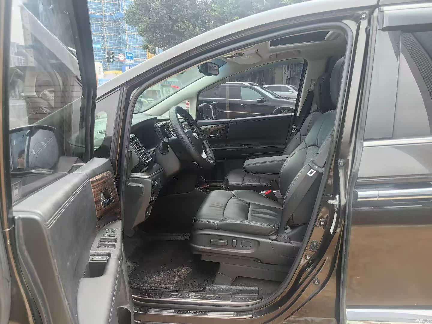 Honda Elysion, 2016 8