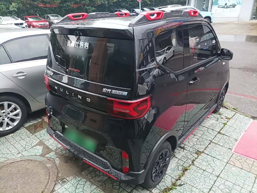 Wuling MINIEV, 2023 7