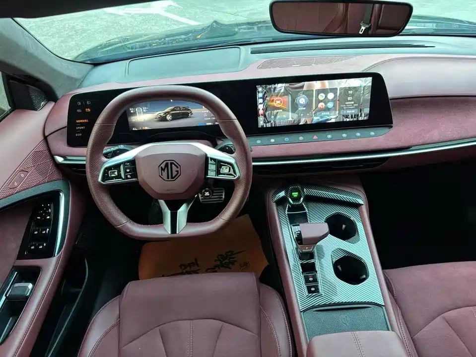 MG MG7