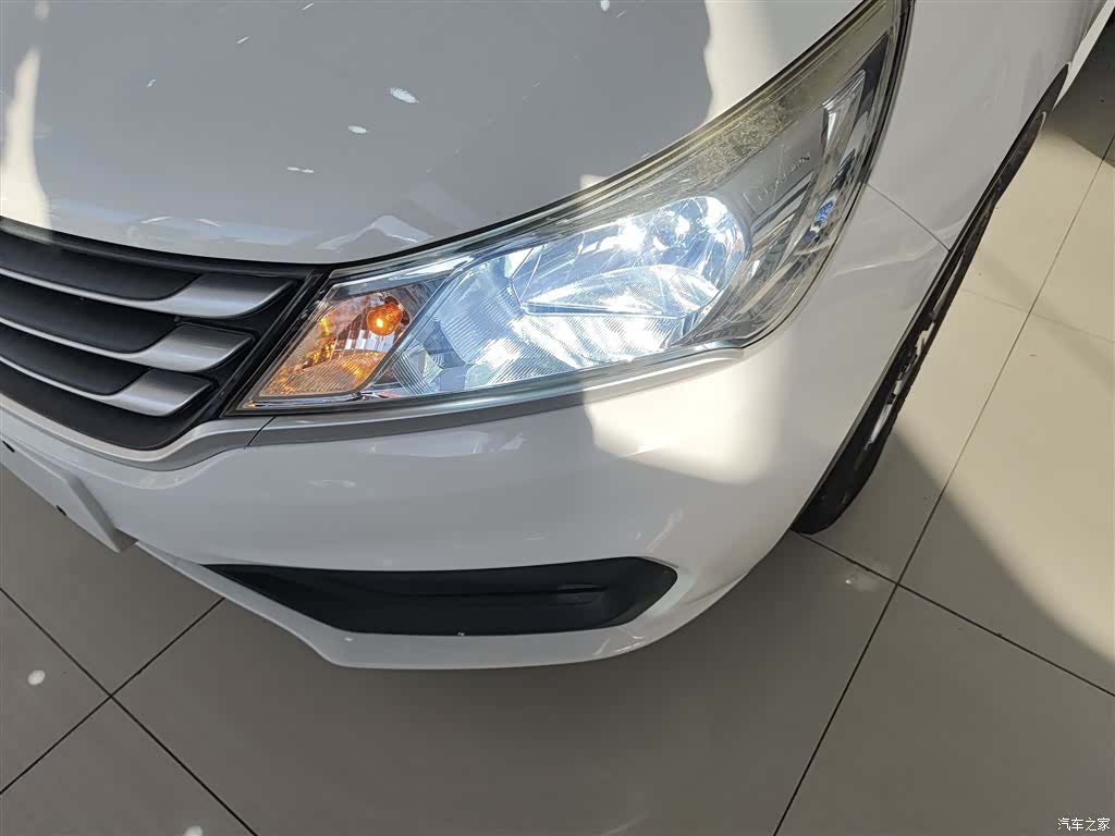 Wuling 310, 2019 15