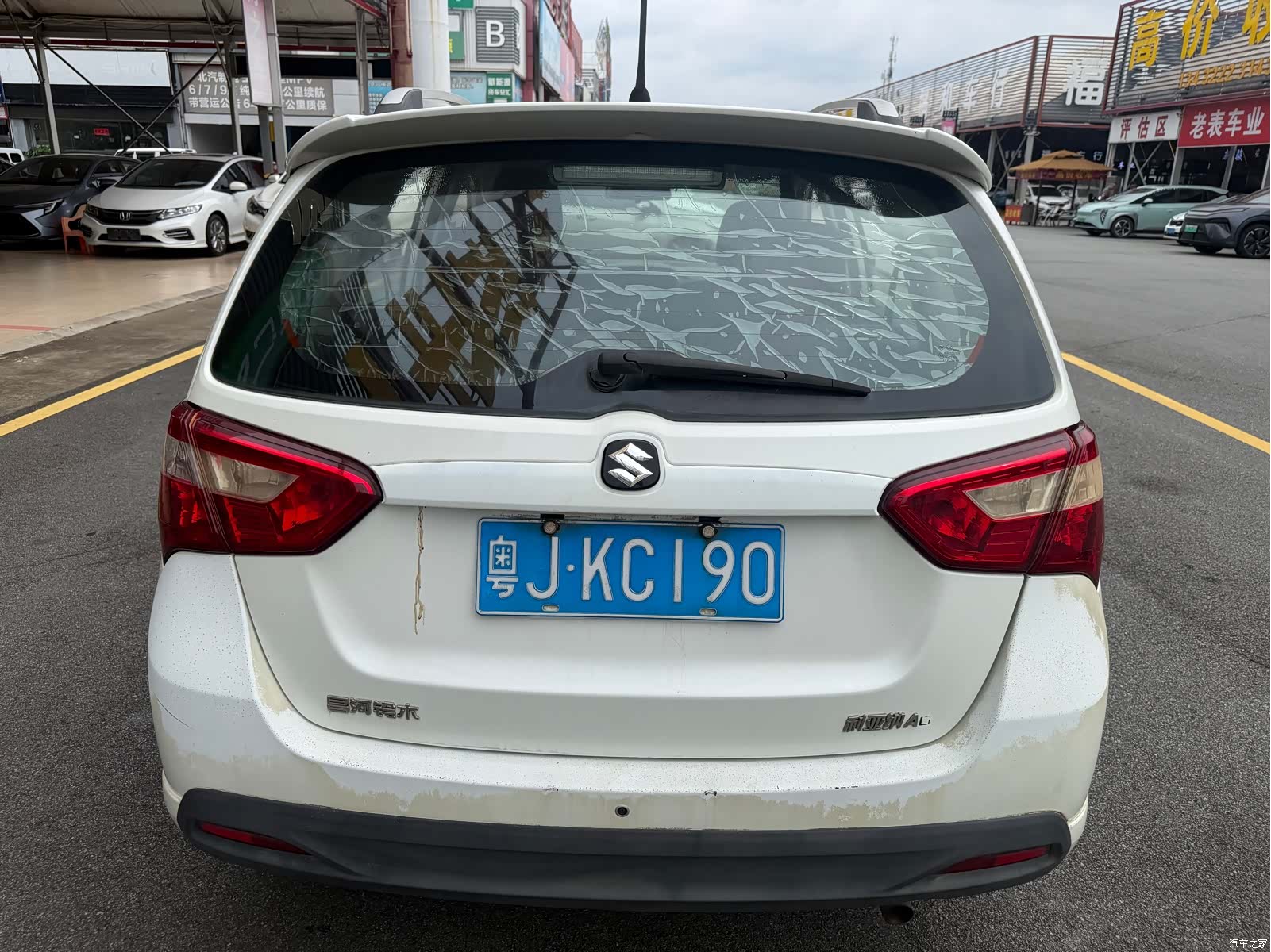 Suzuki A6, 2015 4