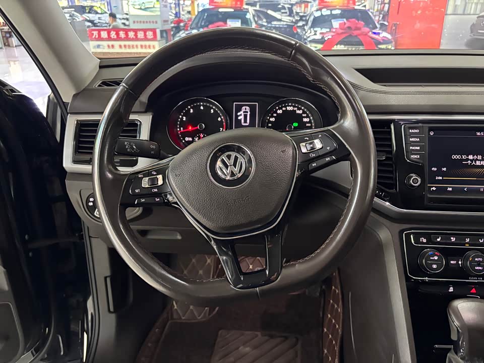 Volkswagen Tourang