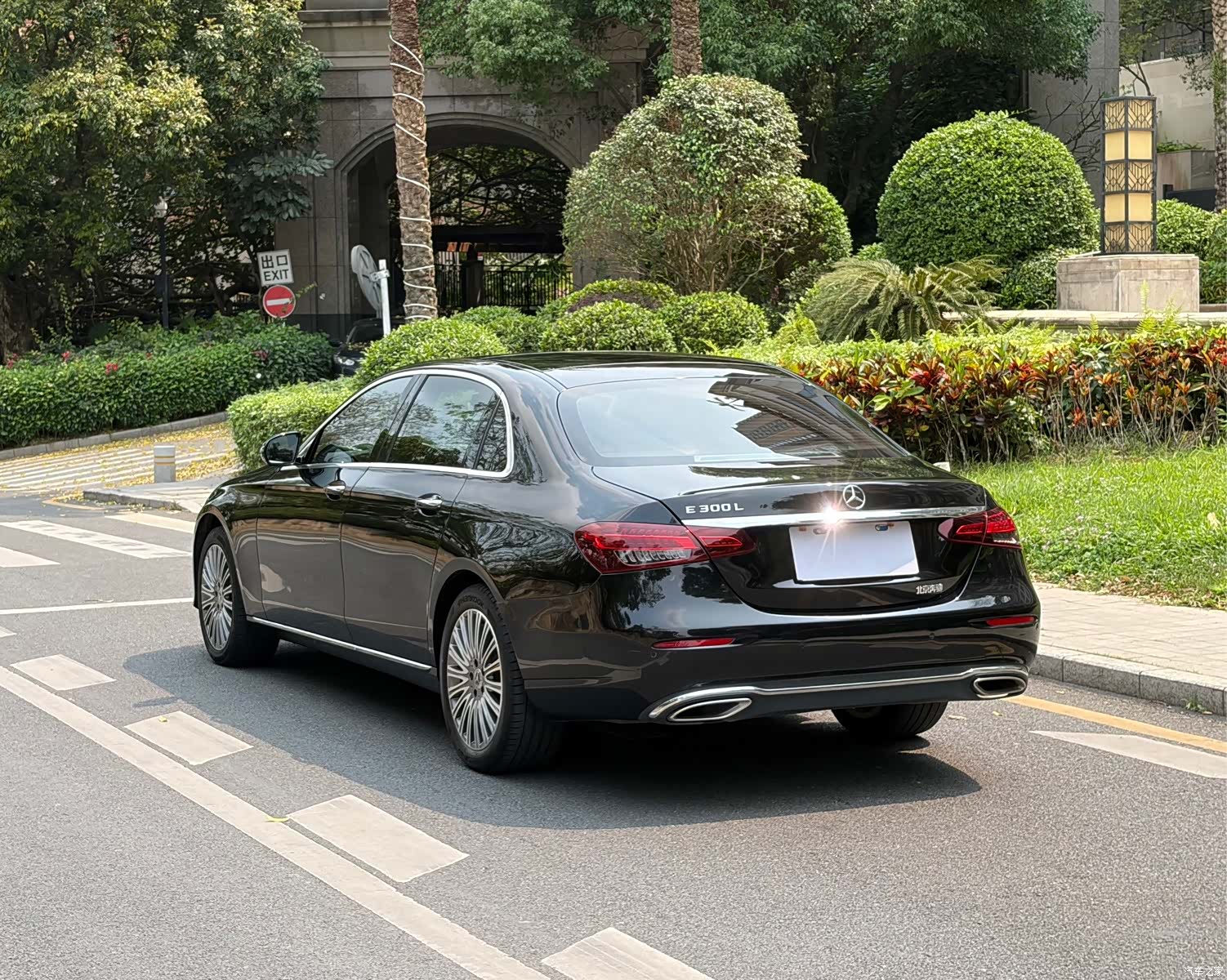 Mercedes-Benz E-Class, 2021 15