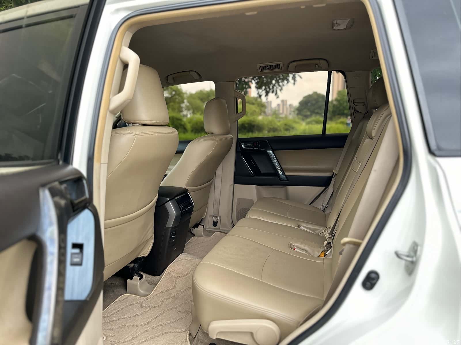 Toyota Prado, 2012 все фото