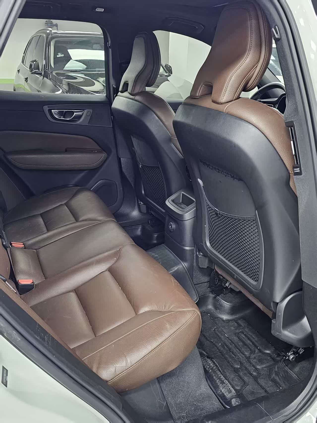 Volvo XC60, 2022 16