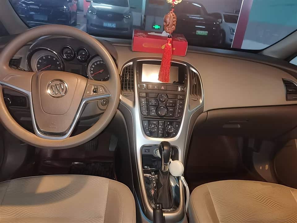 Buick Yinglang