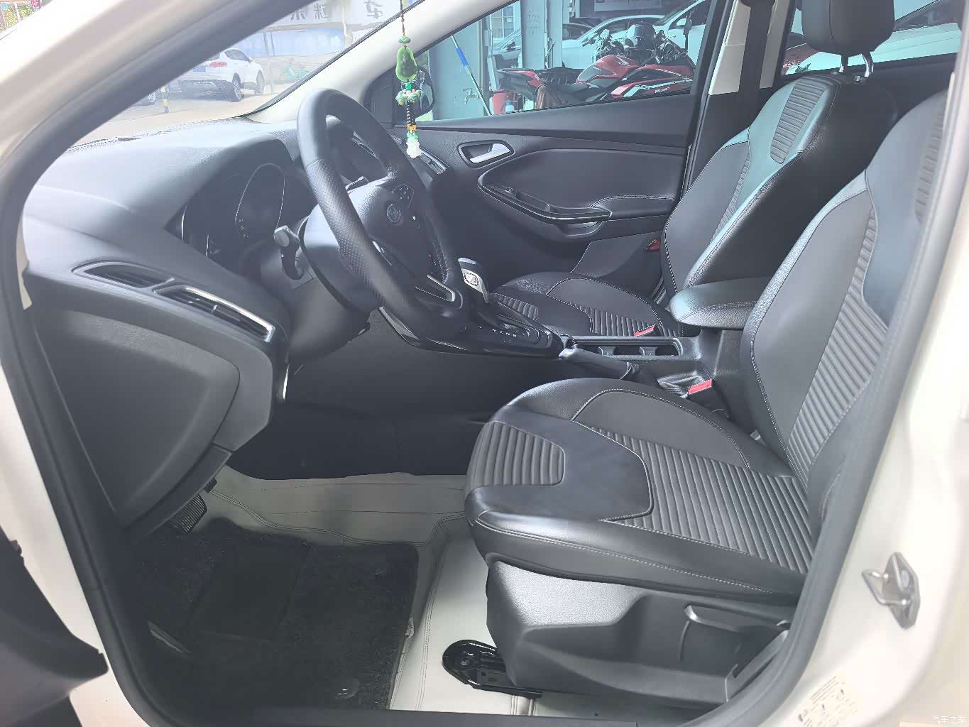 Ford Focus, 2017 все фото