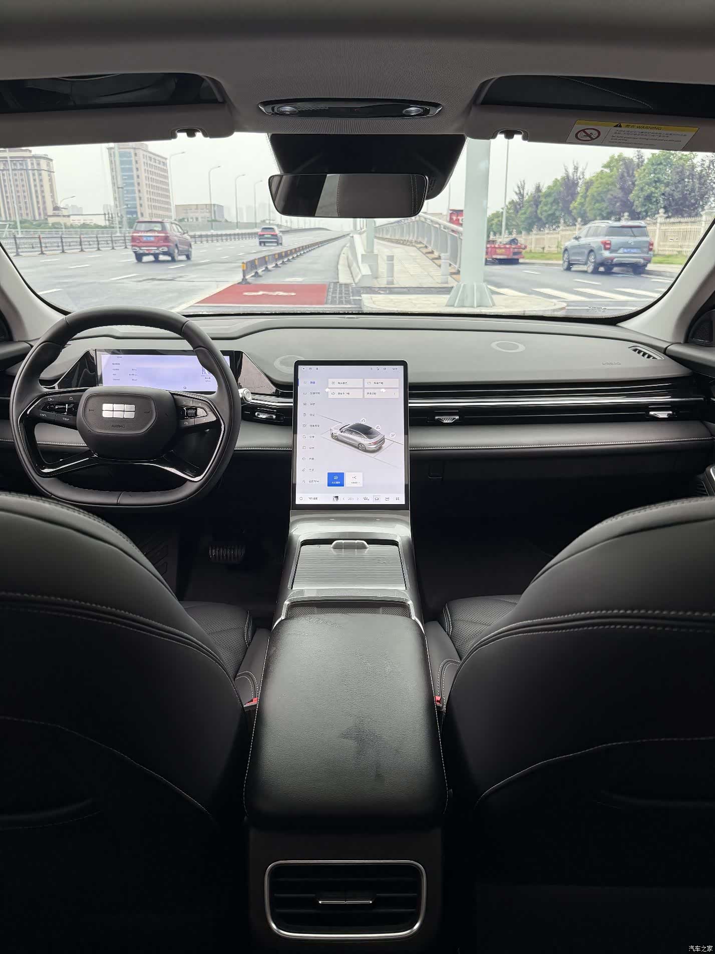 Geely Galaxy L6, 2025 12