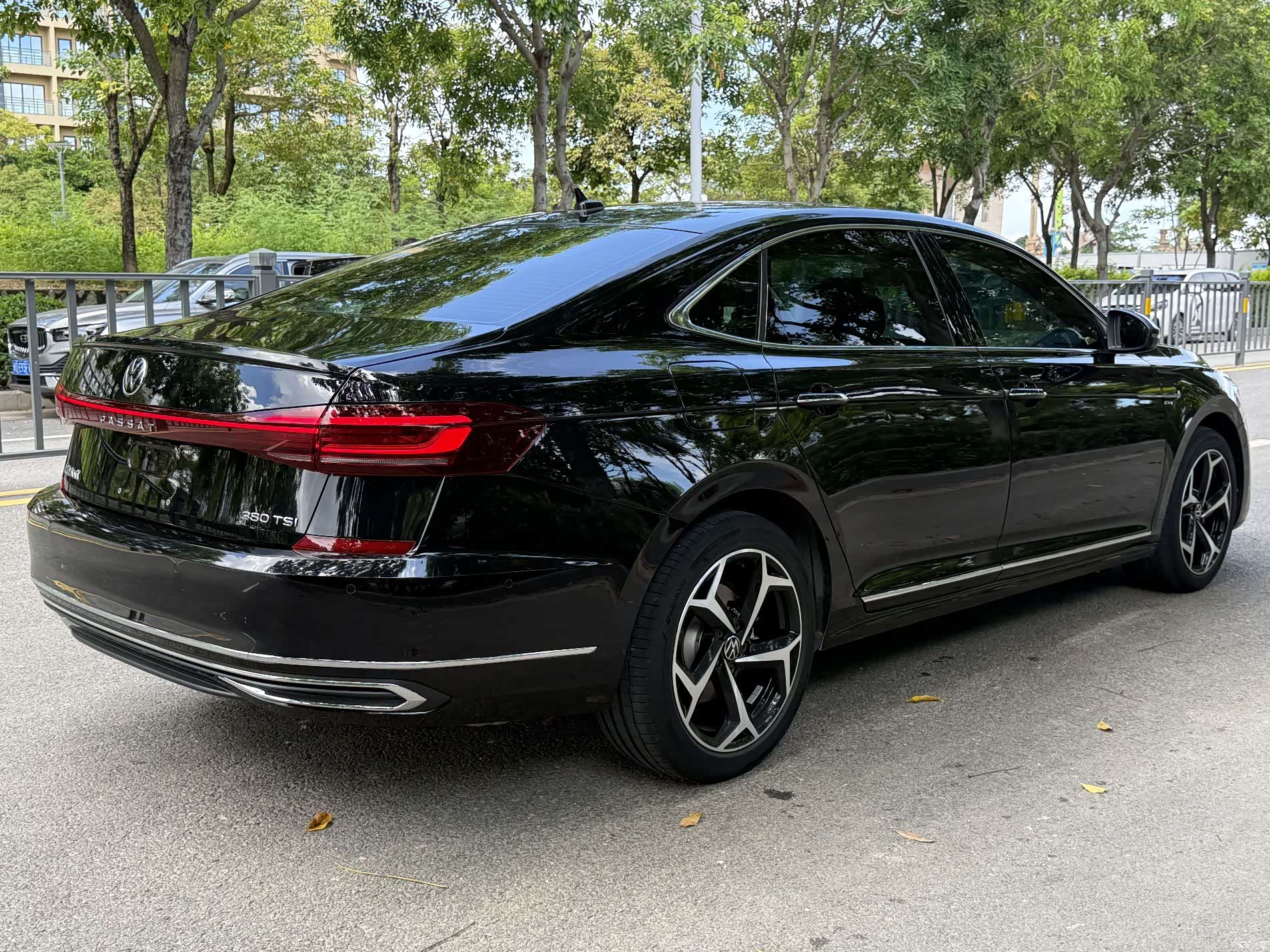 Volkswagen Passat, 2024 4