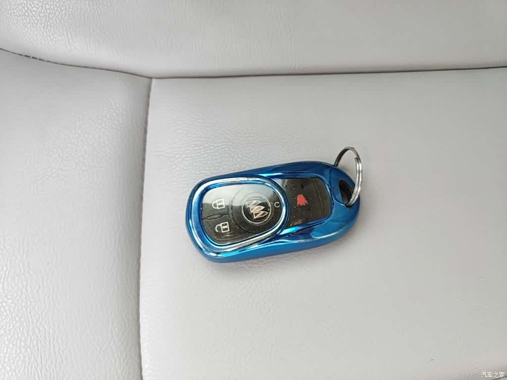 Buick GL8, 2022 9