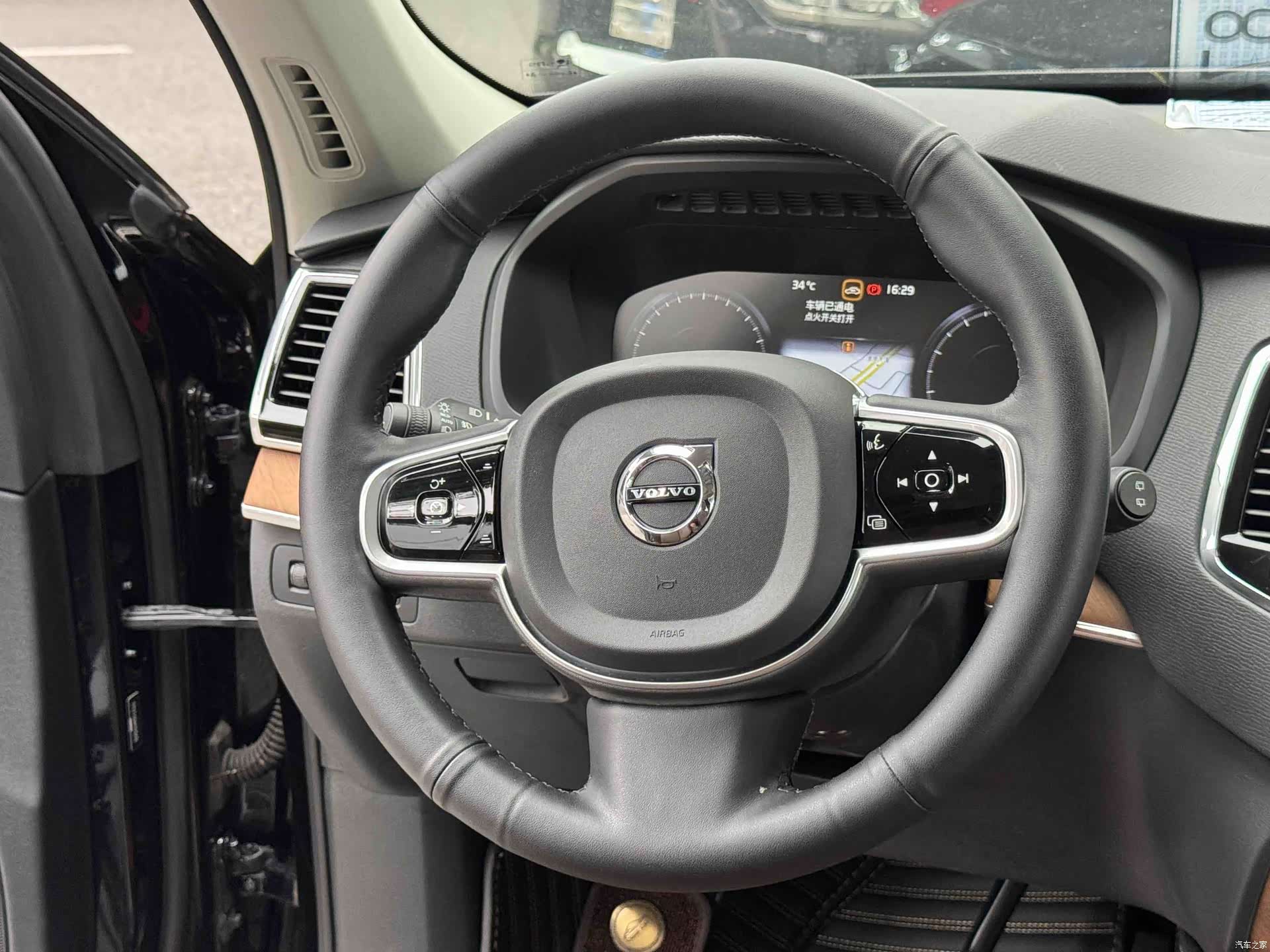 Volvo XC90, 2019 12