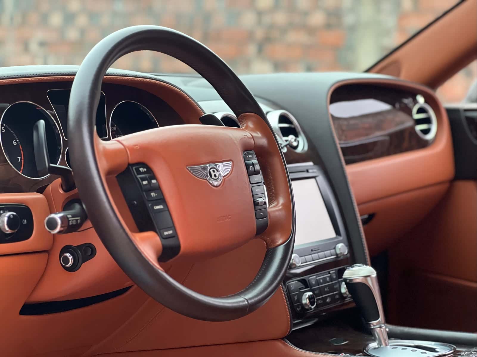 Bentley Flying Spur, 2013 9
