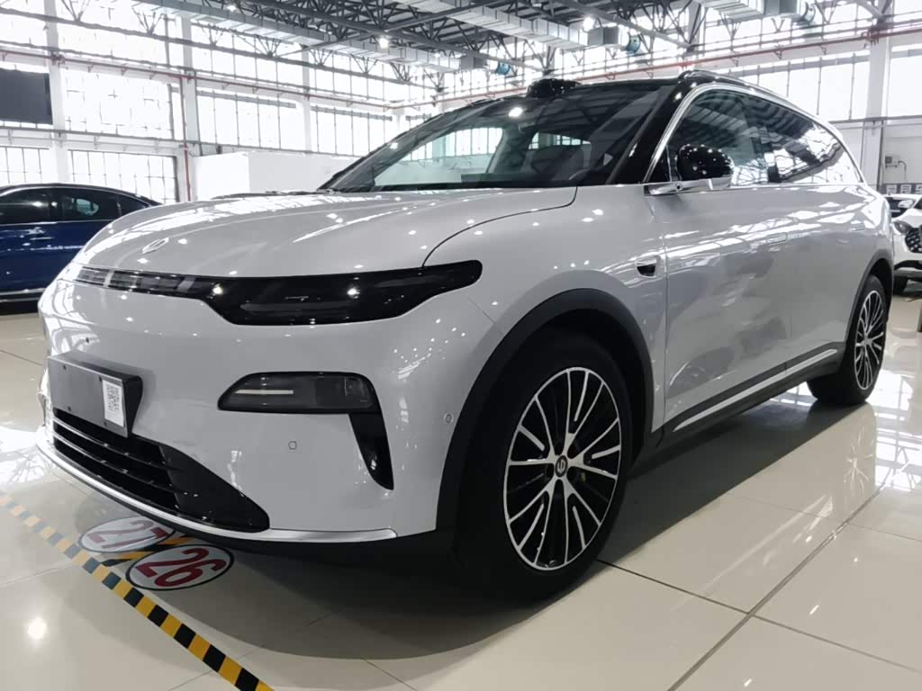 Leapmotor C11