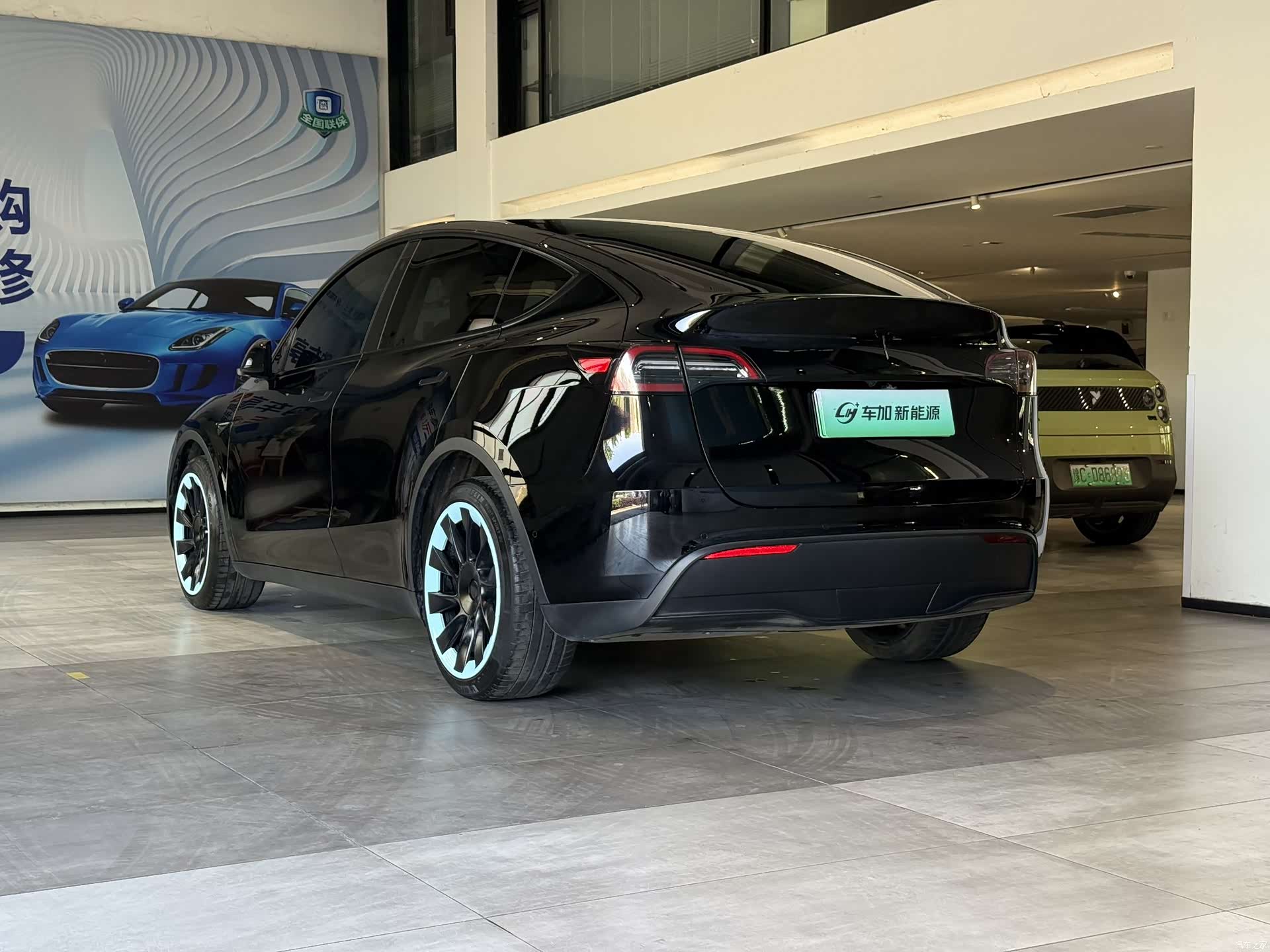 Tesla Model Y, 2023 7
