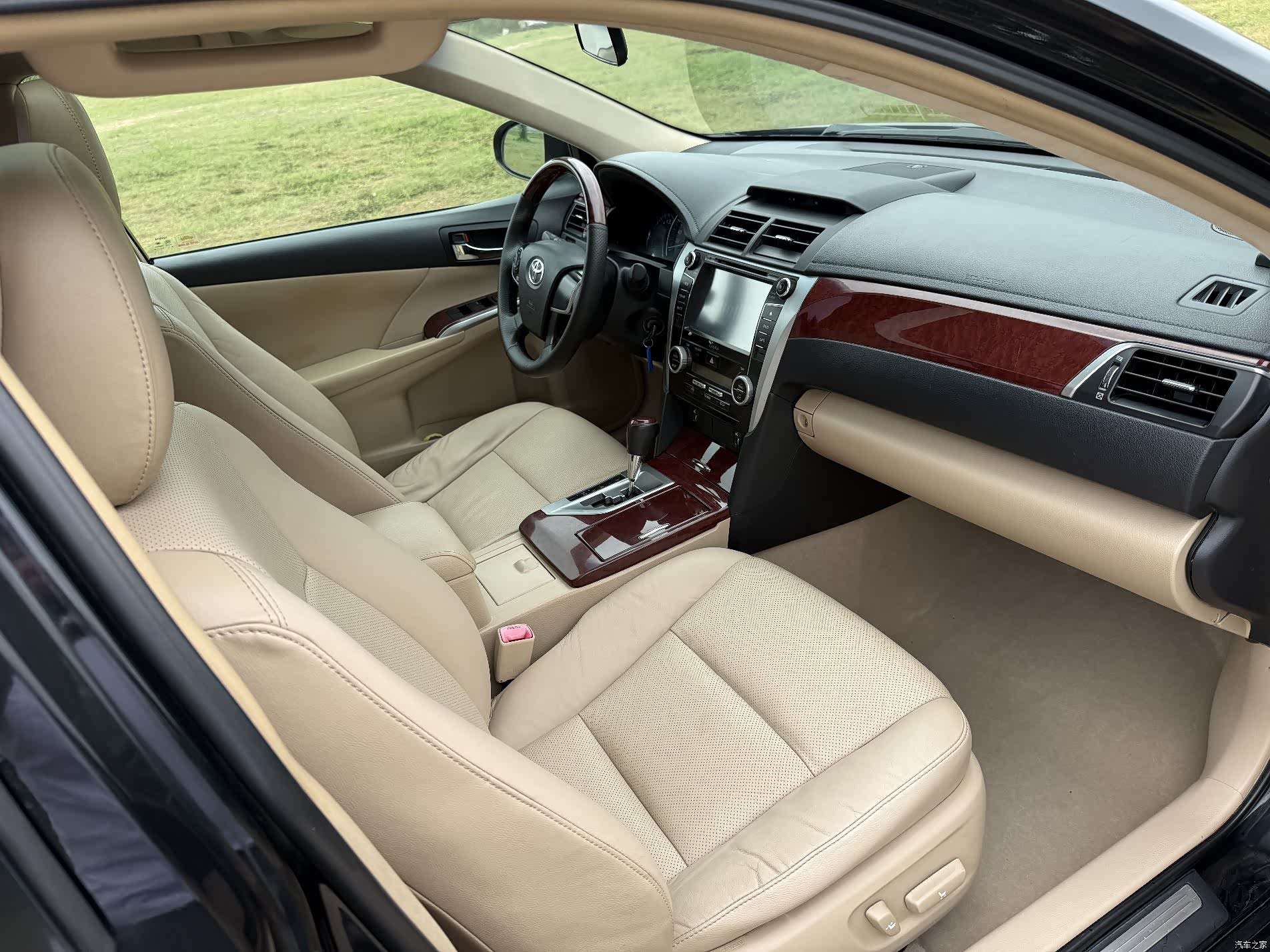 Toyota Camry, 2013 10