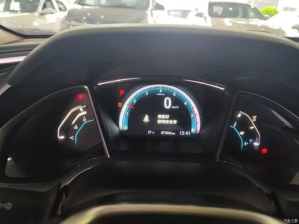 Honda Civic, 2018 12