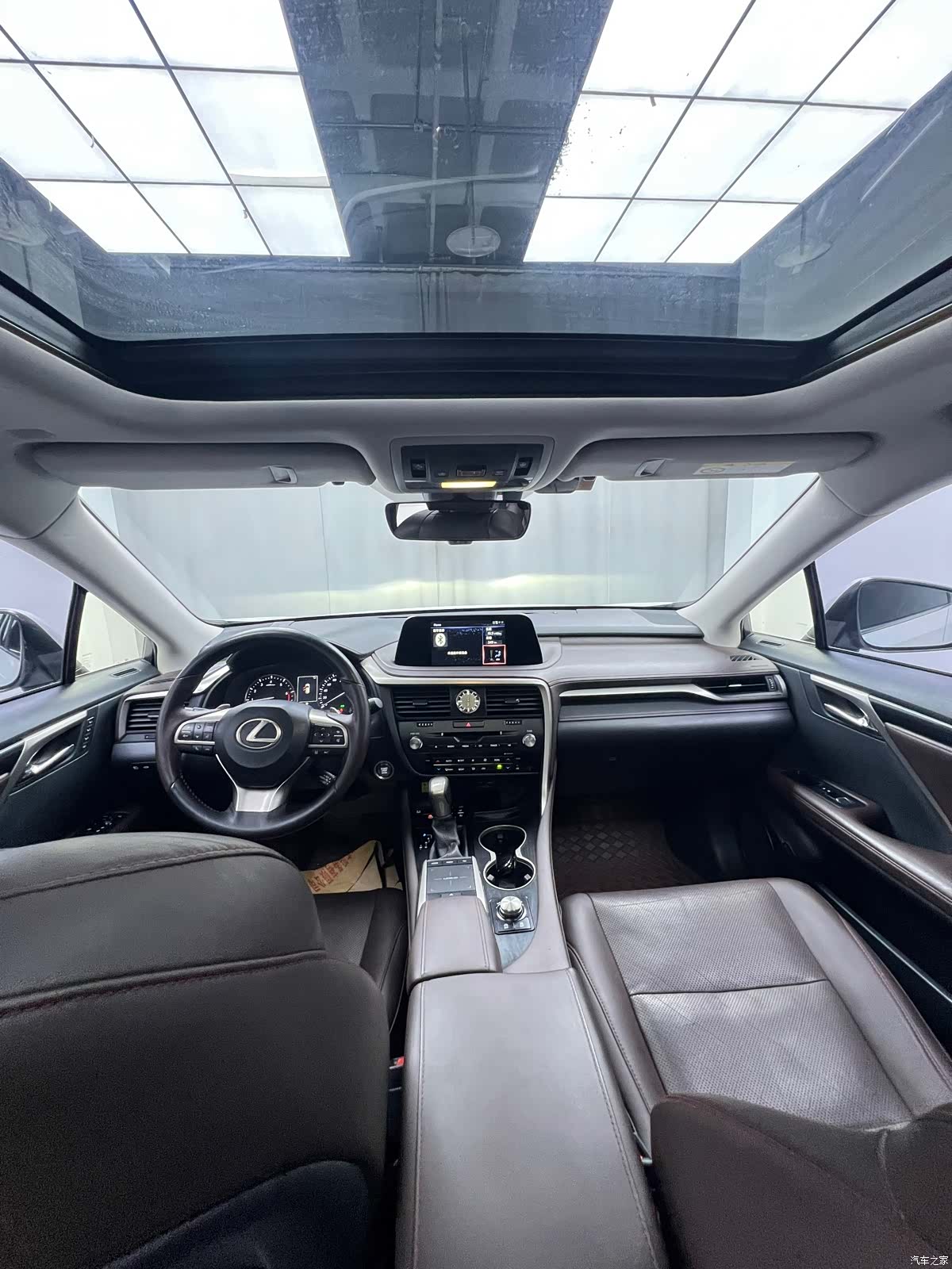 Lexus RX, 2019 13