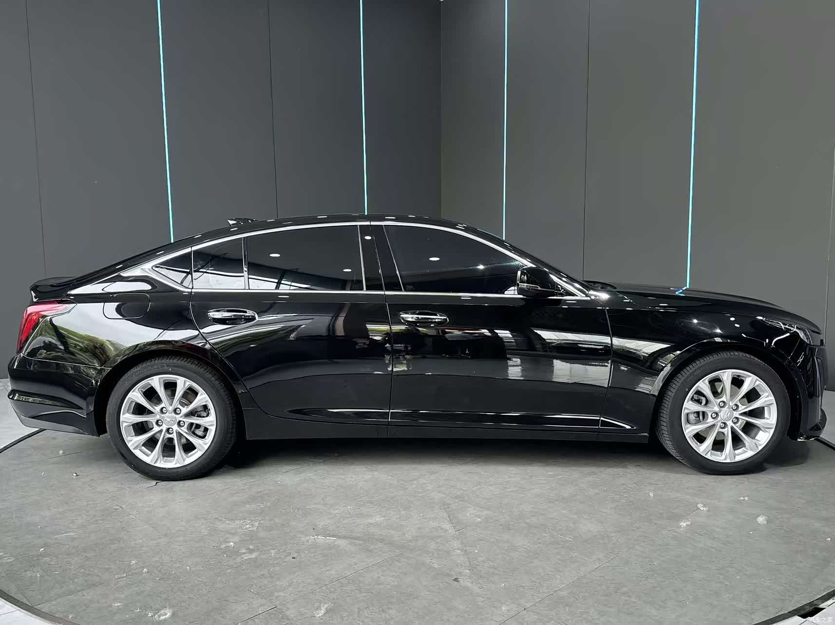 Cadillac CT5, 2021 все фото