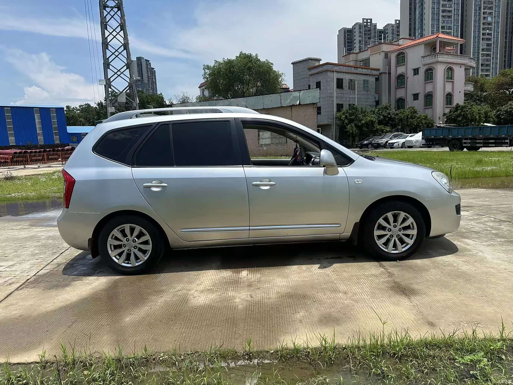 Kia 7, 2011 13