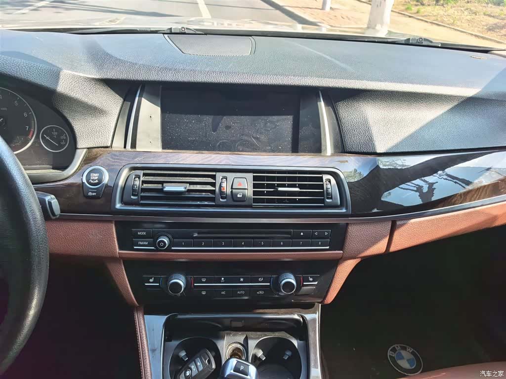 BMW 5 Series, 2016 все фото