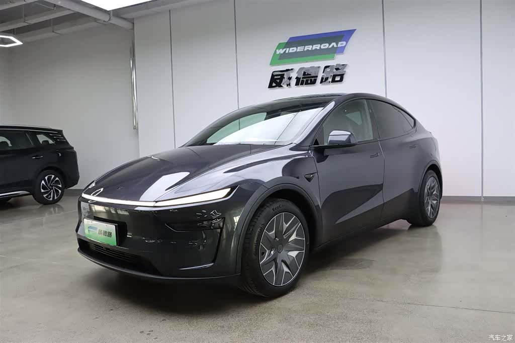 Tesla Model Y, 2026 1