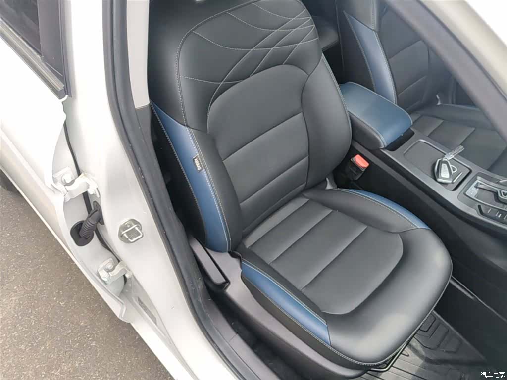 Geely Emgrand, 2021 20