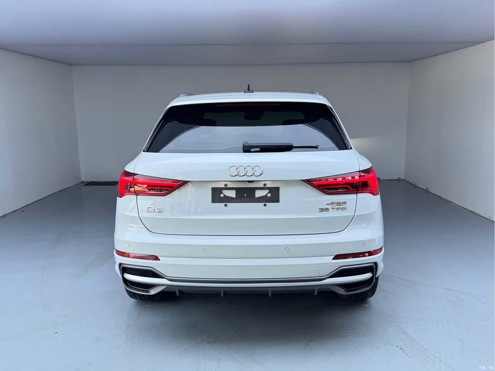 Audi Q3, 2022 все фото