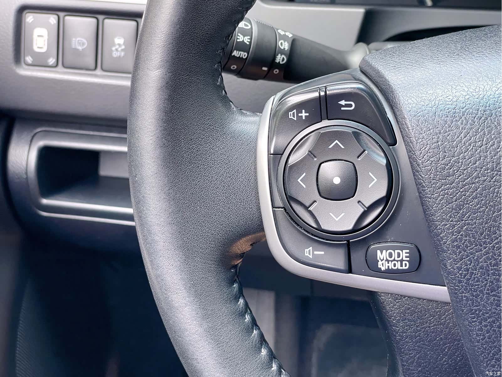 Toyota Camry, 2016 15