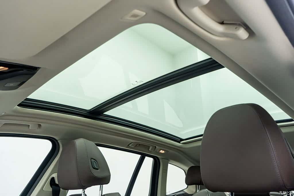 BMW iX3, 2021 27