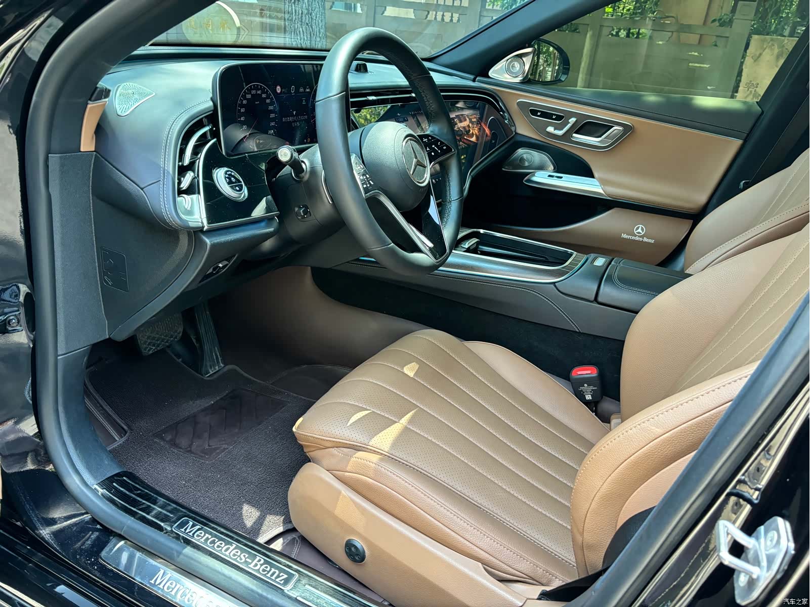 Mercedes-Benz E-Class, 2025 6