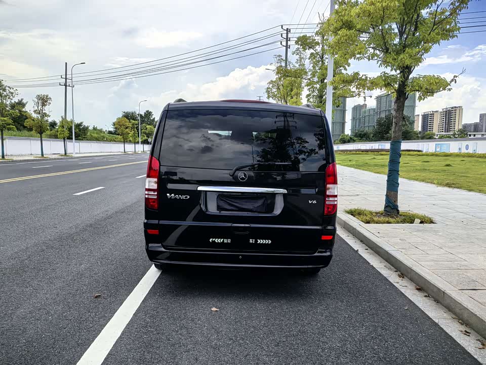 Mercedes-Benz Viano Mercedes-Benz Viano