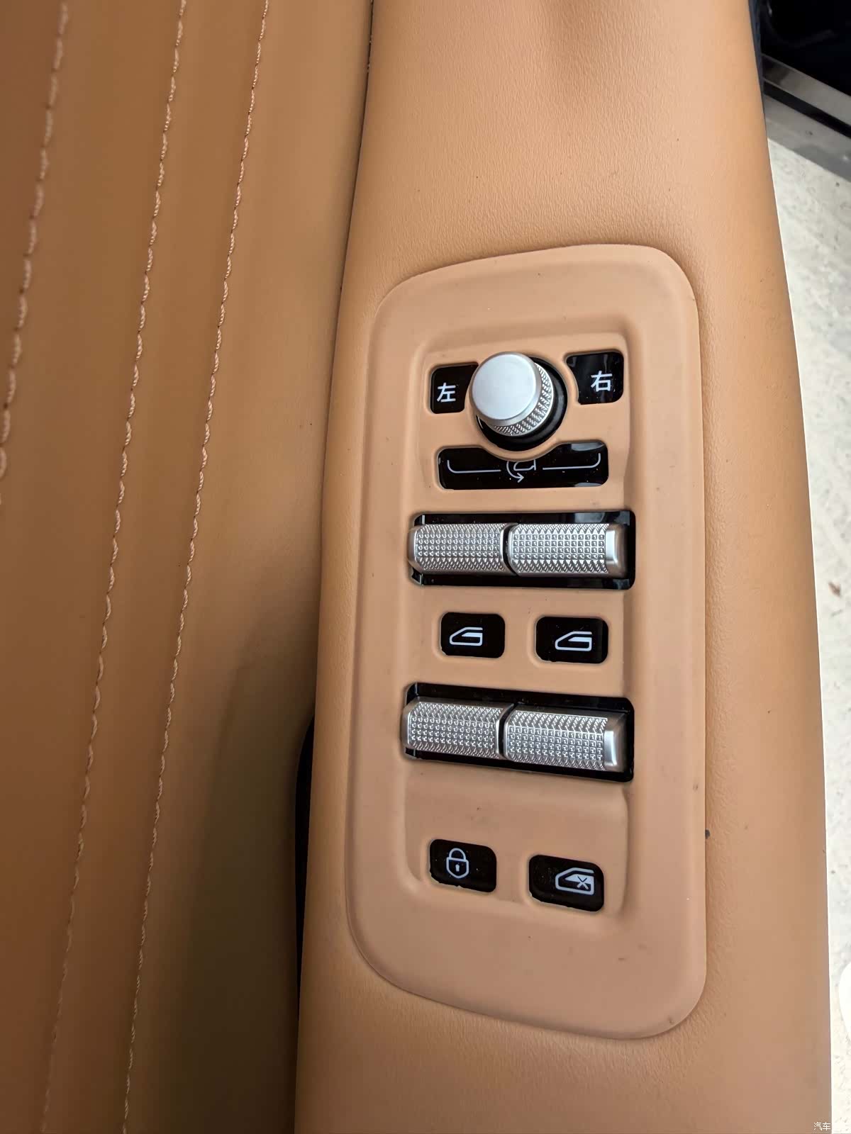 Geely 7, 2025 14
