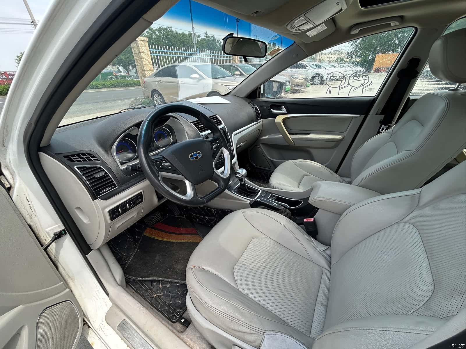 Geely Emgrand, 2015 10