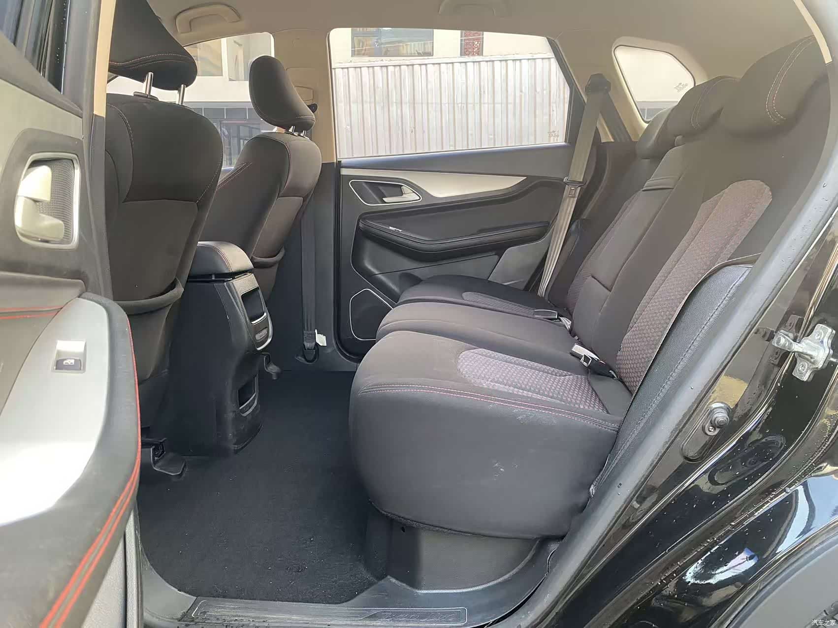 Wuling 560, 2016 14