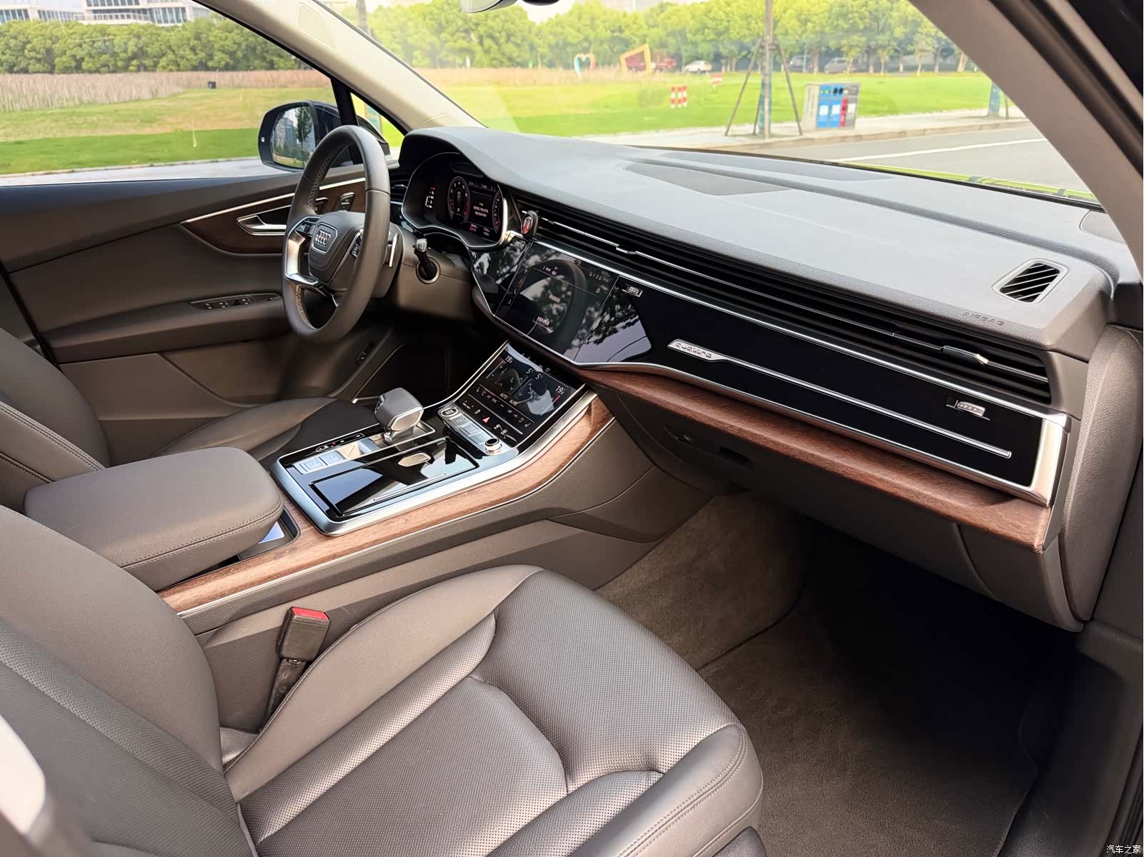 Audi Q7, 2023 11