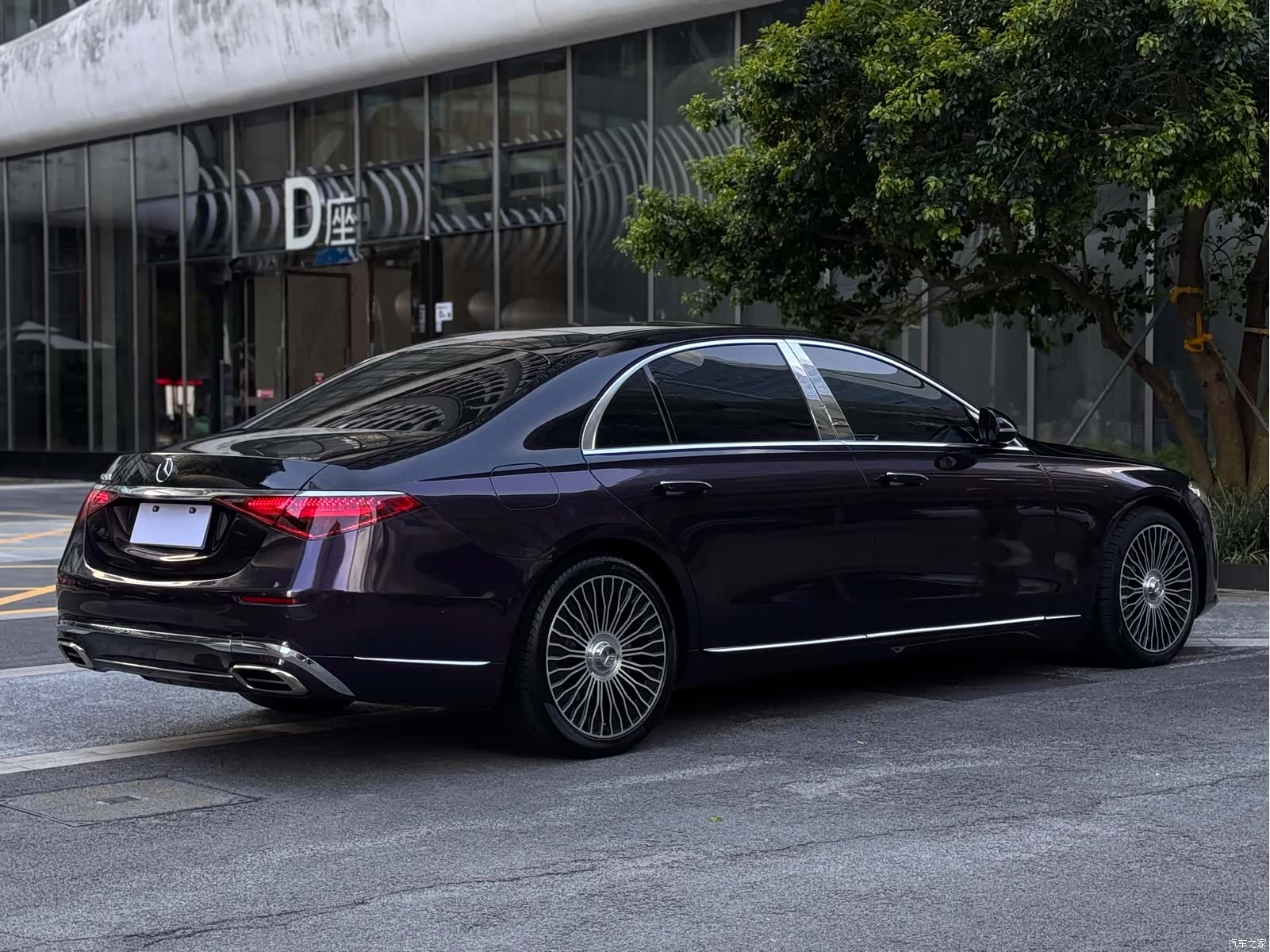 Mercedes-Benz S-Class, 2023 12