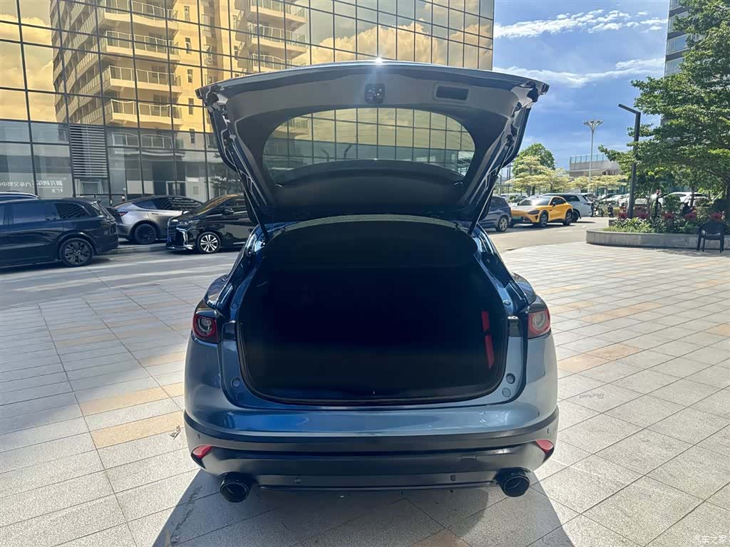 Mazda CX-4, 2021 14