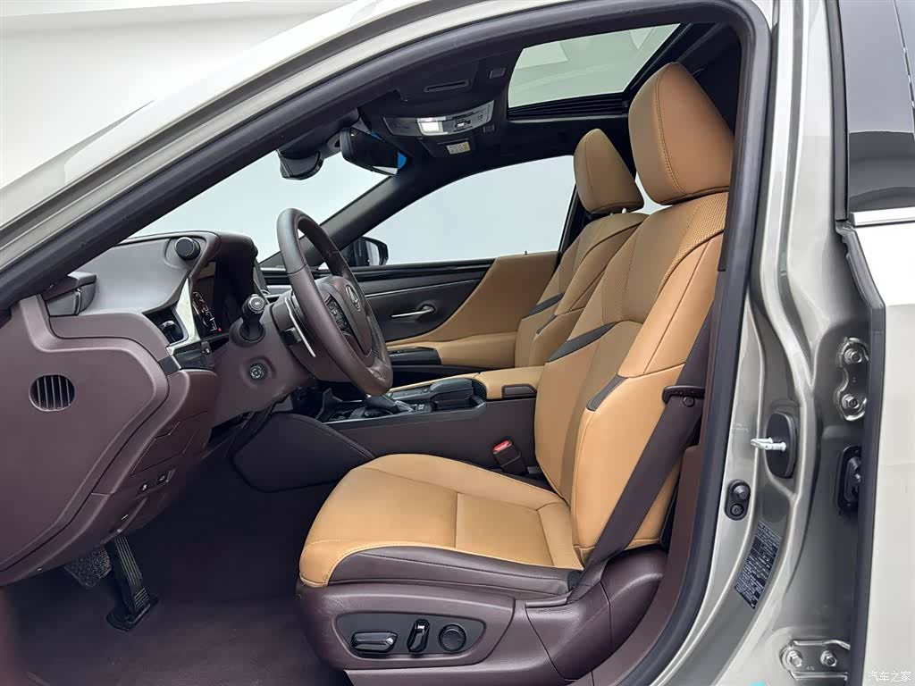 Lexus ES, 2021 19