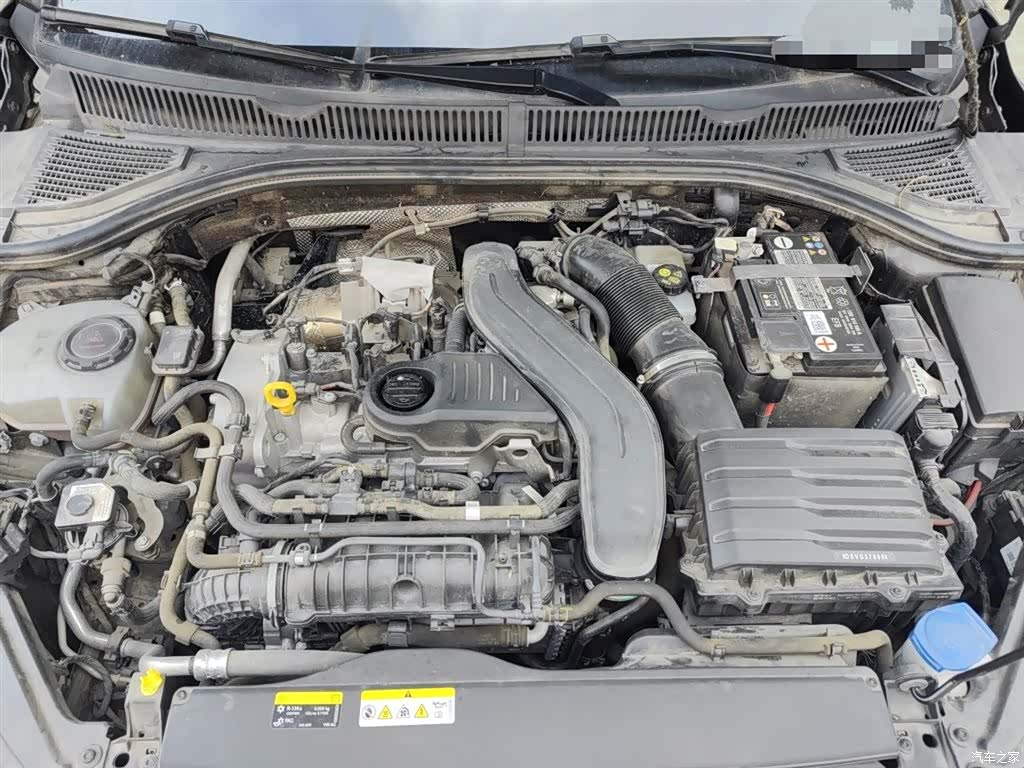 Volkswagen Sagitar, 2023 21
