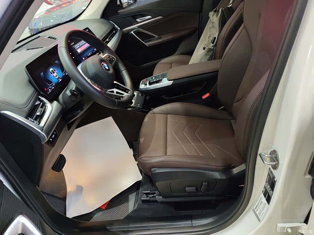 BMW X1, 2024 11