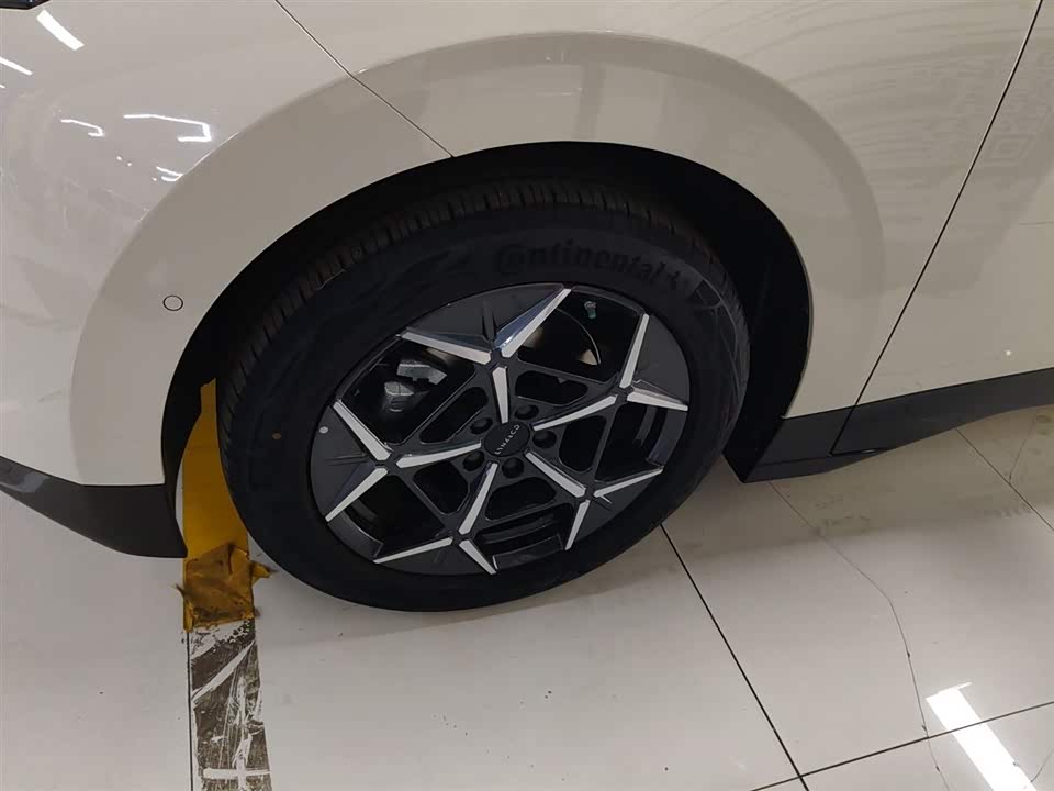Lynk & Co Z20 Lynk & Co Z20