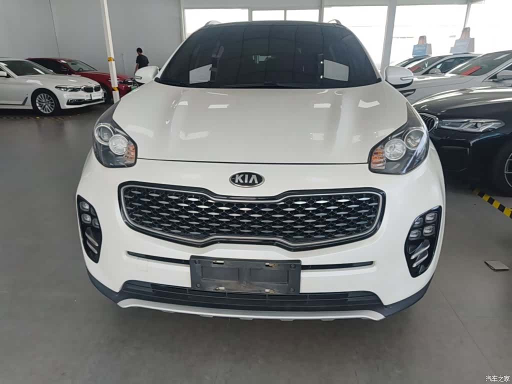 Kia KX5, 2017 3
