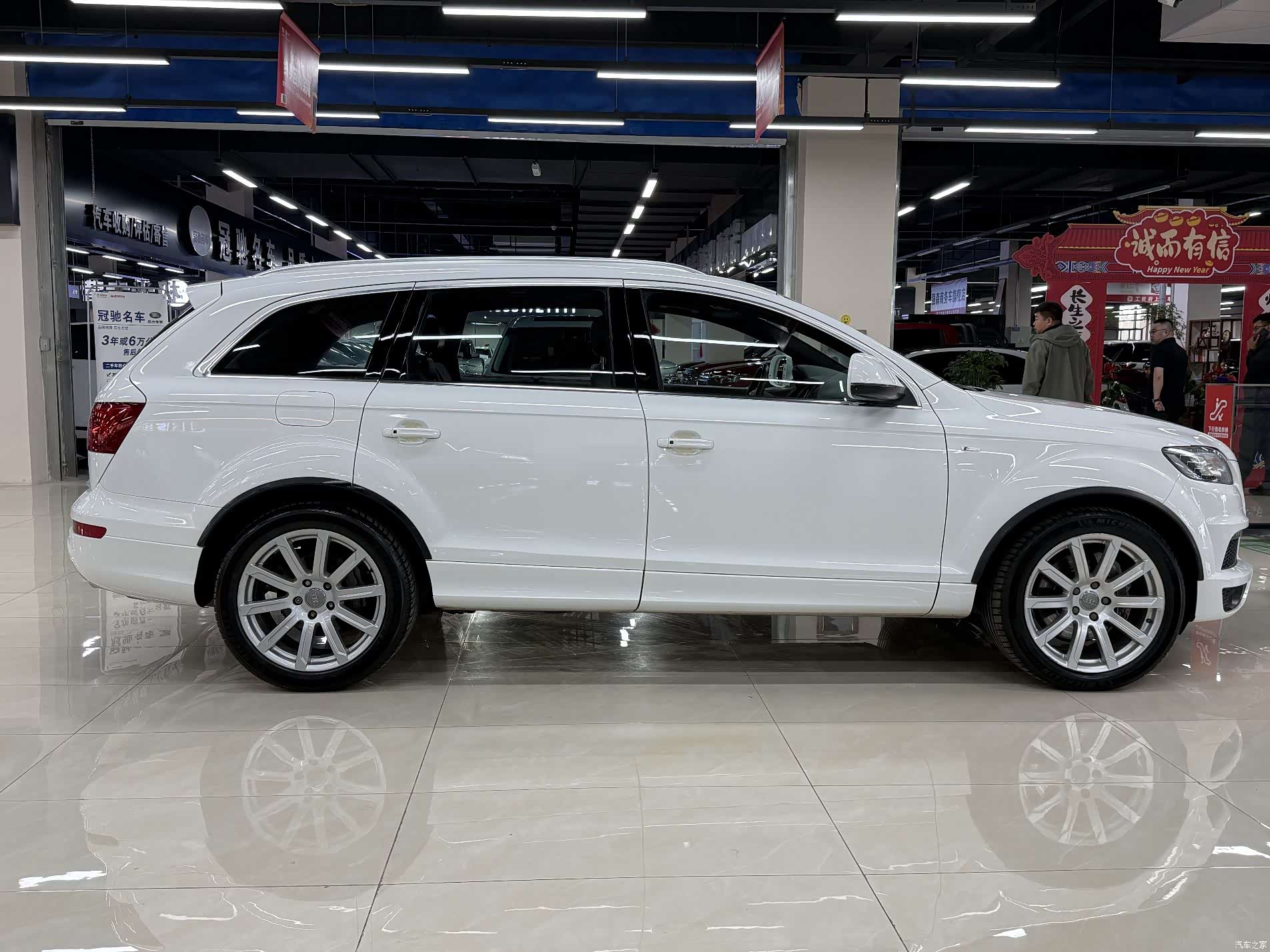 Audi Q7, 2011 7