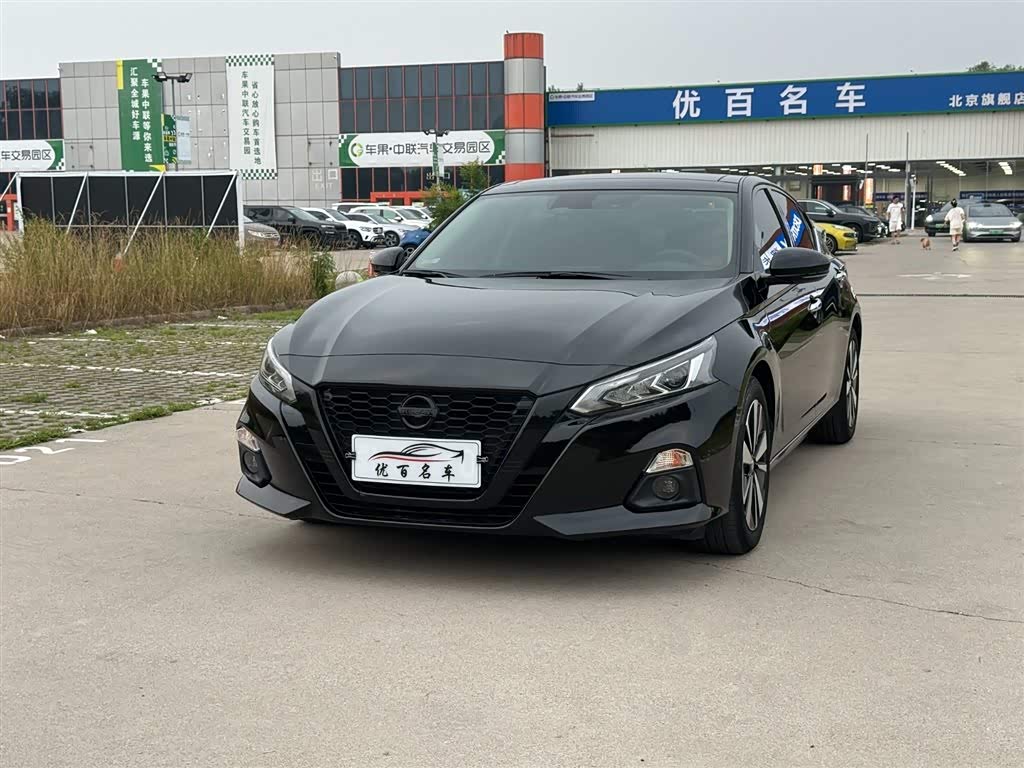 Nissan Altima