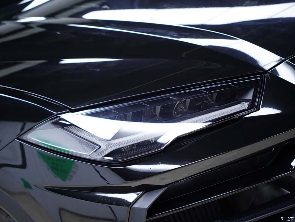 Lamborghini Urus, 2020 23